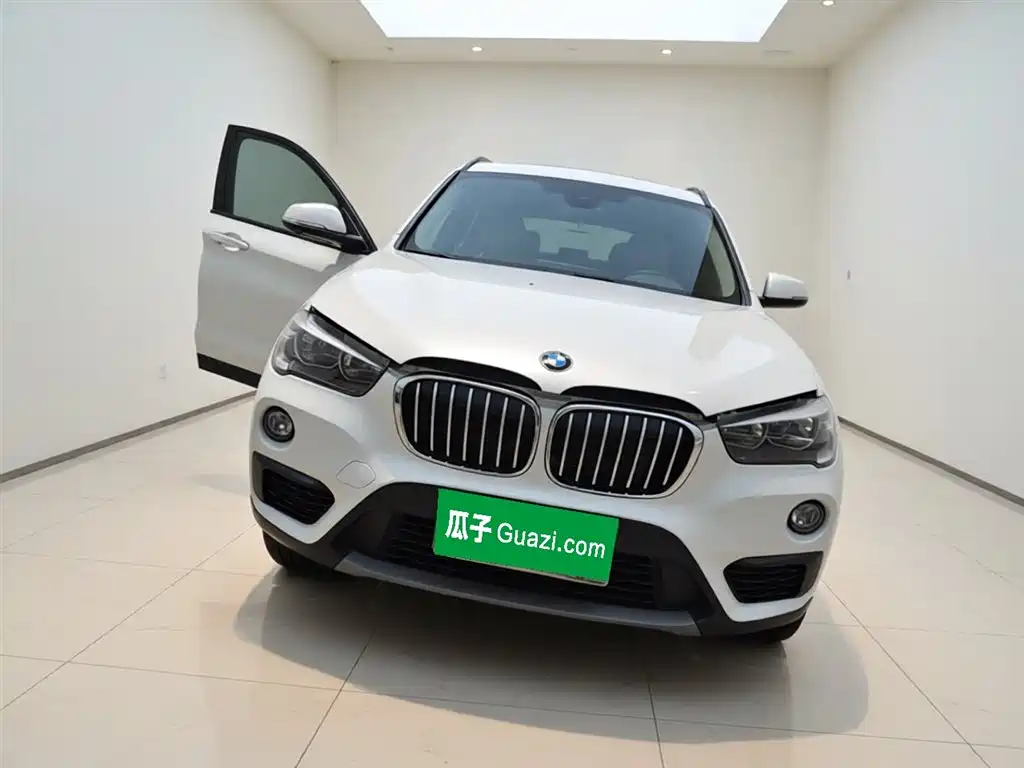 BMW X1 2016 sDrive18Li Fashion Model фото 24