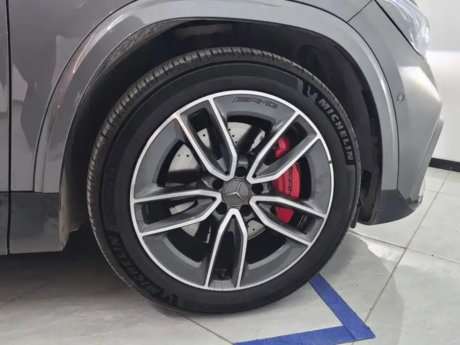 Mercedes-Benz Mercedes-Benz GLA AMG 2024 AMG GLA 35 4MATIC 6