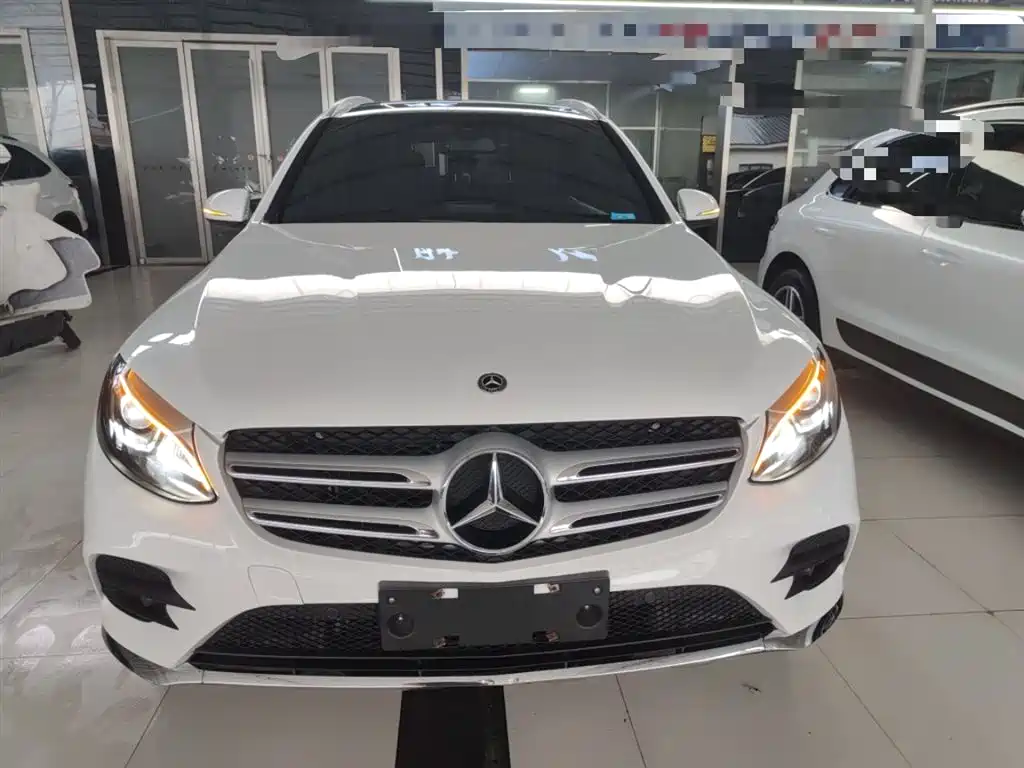 Mercedes-Benz GLC 2017 GLC 260 4MATIC Dynamic фото 3
