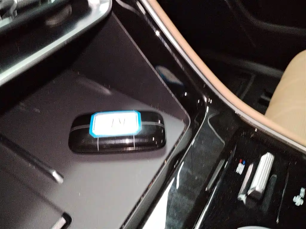 Geely Galaxy Galaxy A7 2025 EM-i фото 9