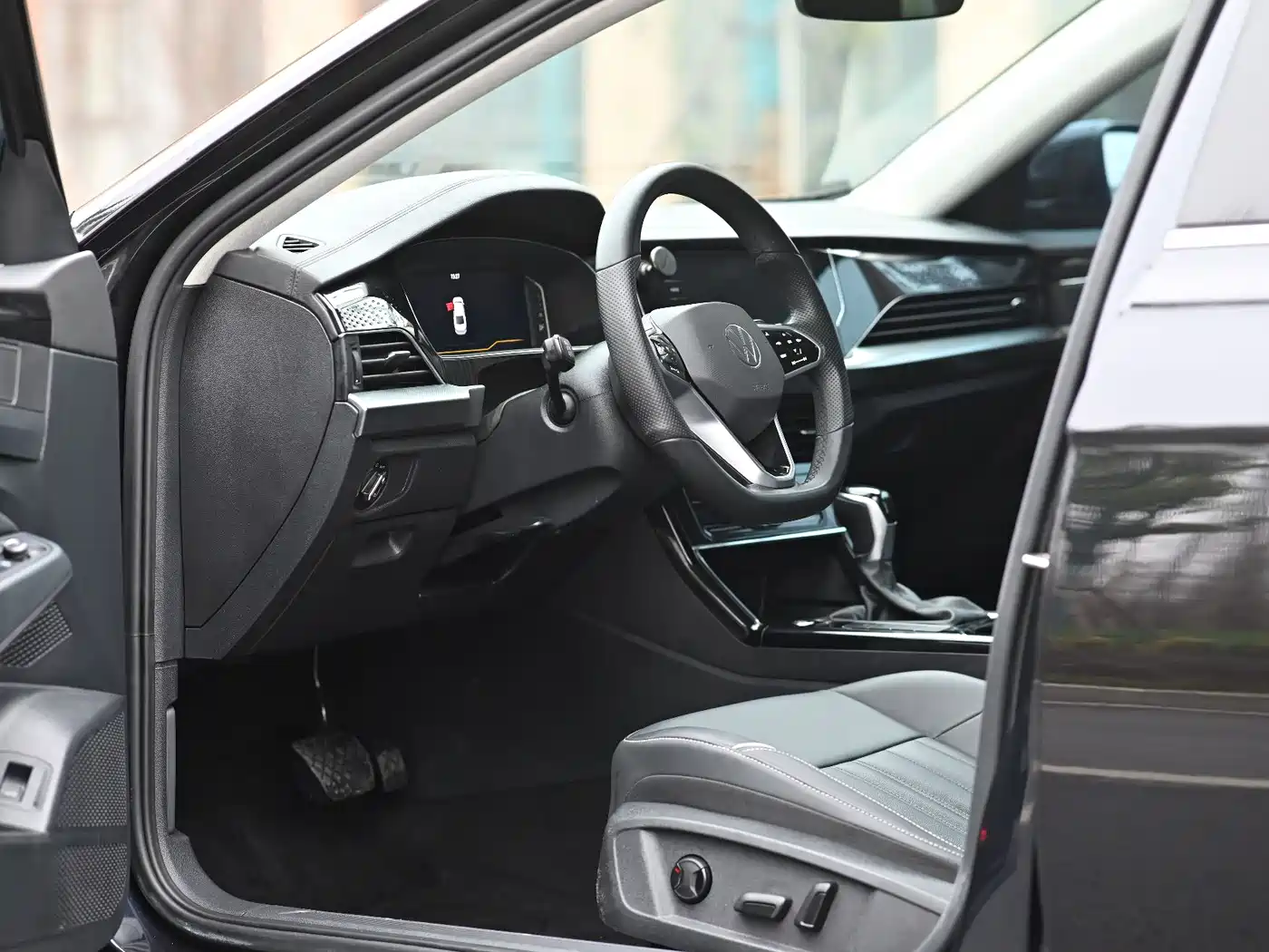 Volkswagen Passat 2023 330TSI Starlight Elite Edition фото 4