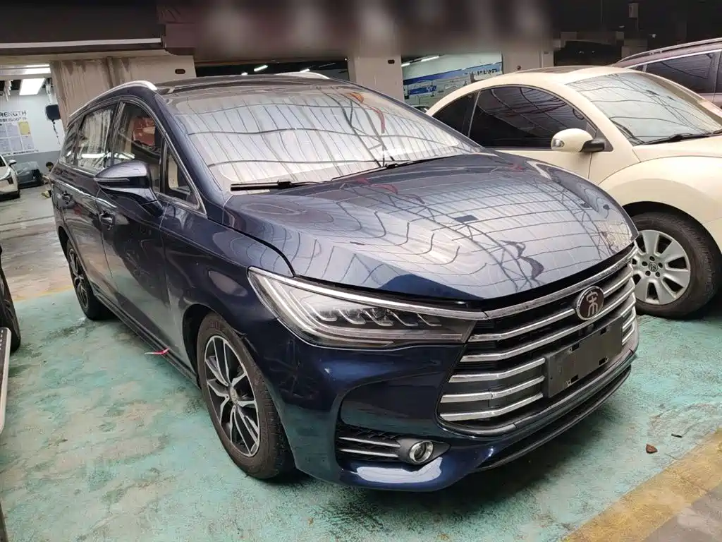 BYD Song MAX 2018 1.5T Auto Smart Connected Elite 6-Seater фото 22