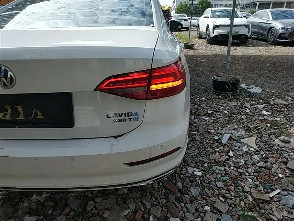 Volkswagen Lavida 2019 280TSI DSG Comfort Edition China VI фото 8