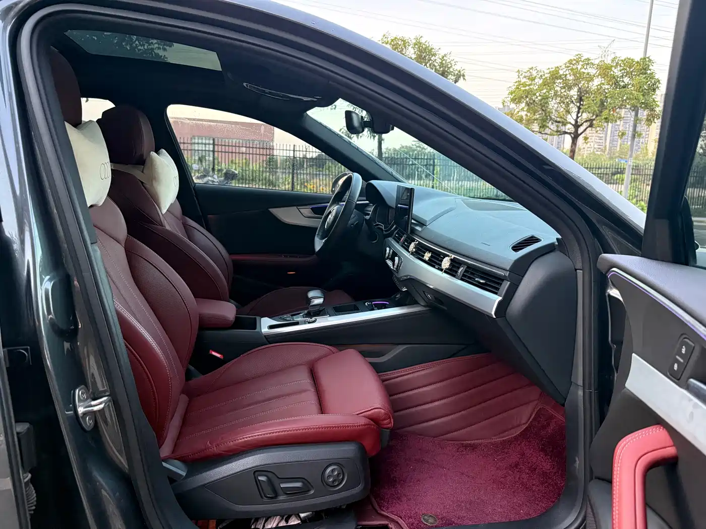 Audi A4L 2021 40 TFSI Premium Life Edition фото 14