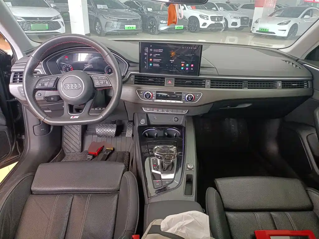 Audi A4L 2020 40 TFSI Luxury Dynamic фото 6