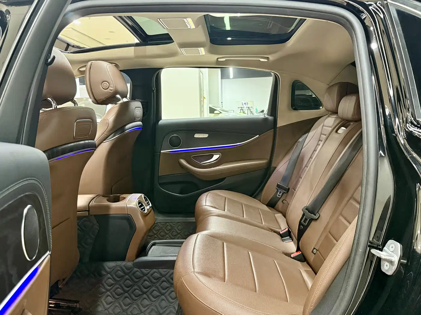 Mercedes-Benz E-Class 2019 Facelift E 300 L Sport Fashion фото 7