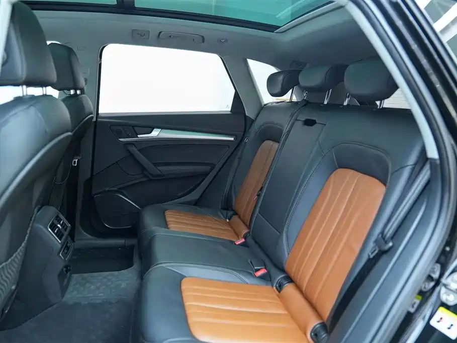 Audi Q5L 2020 45 TFSI Exclusive Fashion фото 14