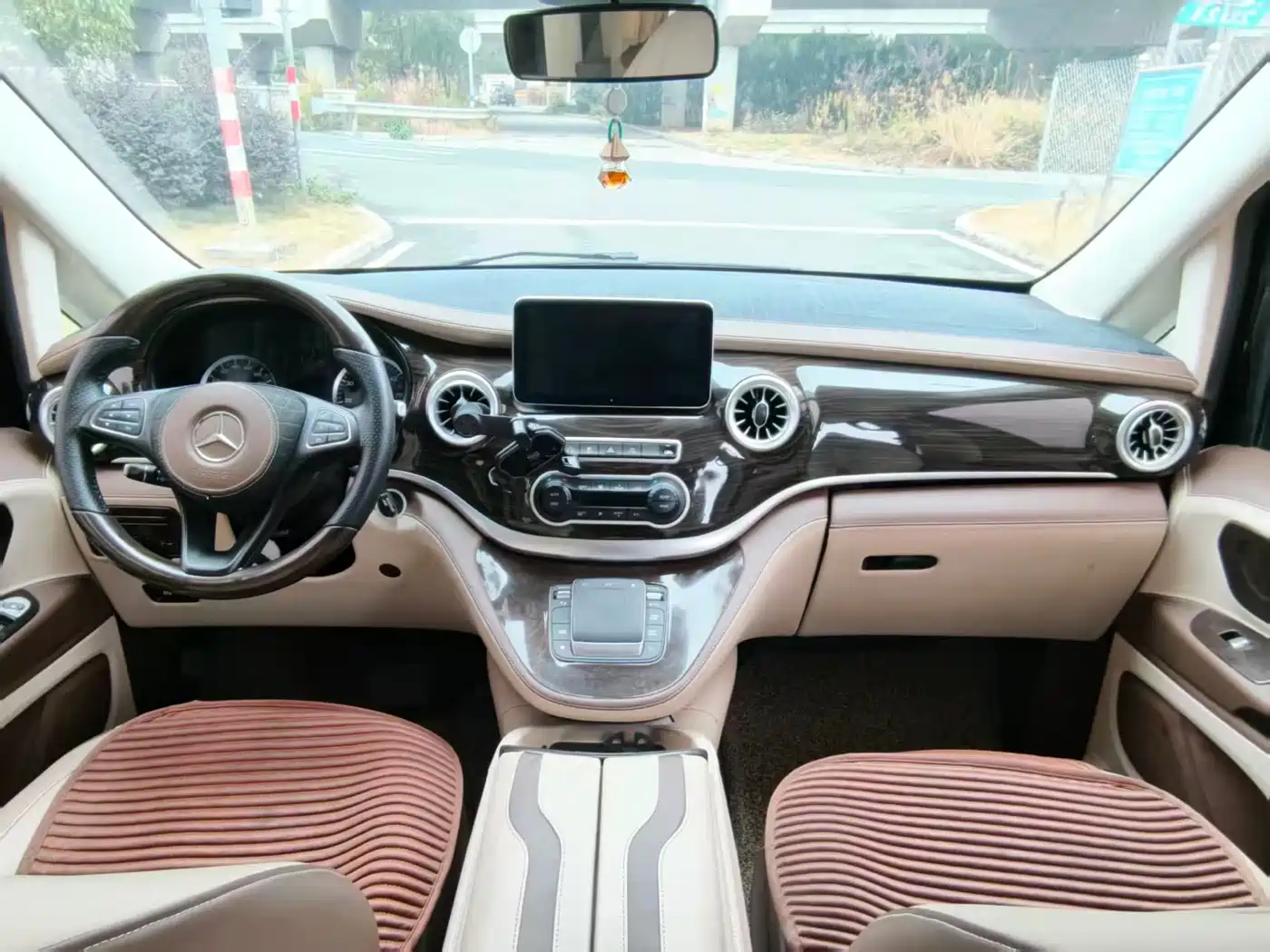 Mercedes-Benz Vito 2018 2.0T Elite Edition 7-seater China VI фото 6