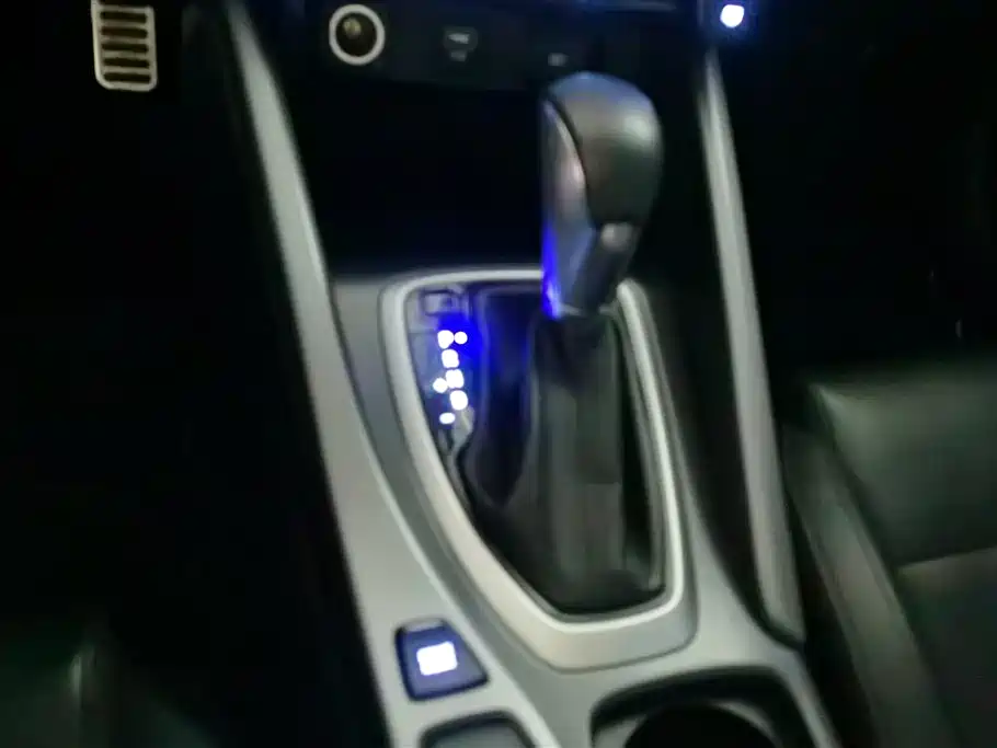 Hyundai Fista 2019 280TGDi Sport Edition China VI фото 16