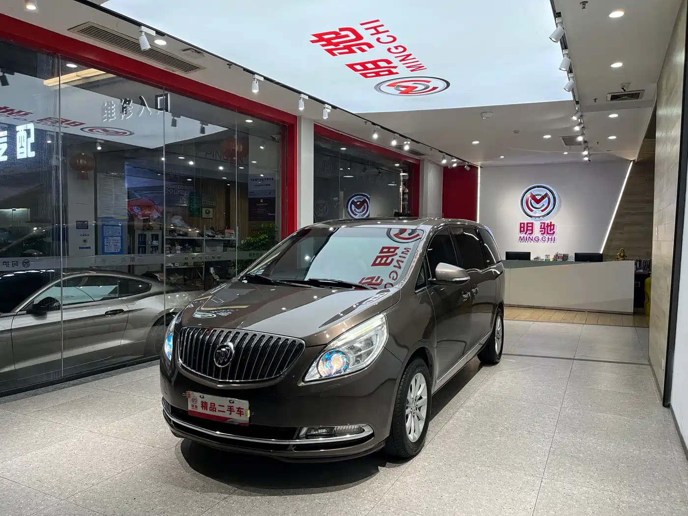 Buick GL8 2013 3.0L XT Luxury Business Flagship Edition