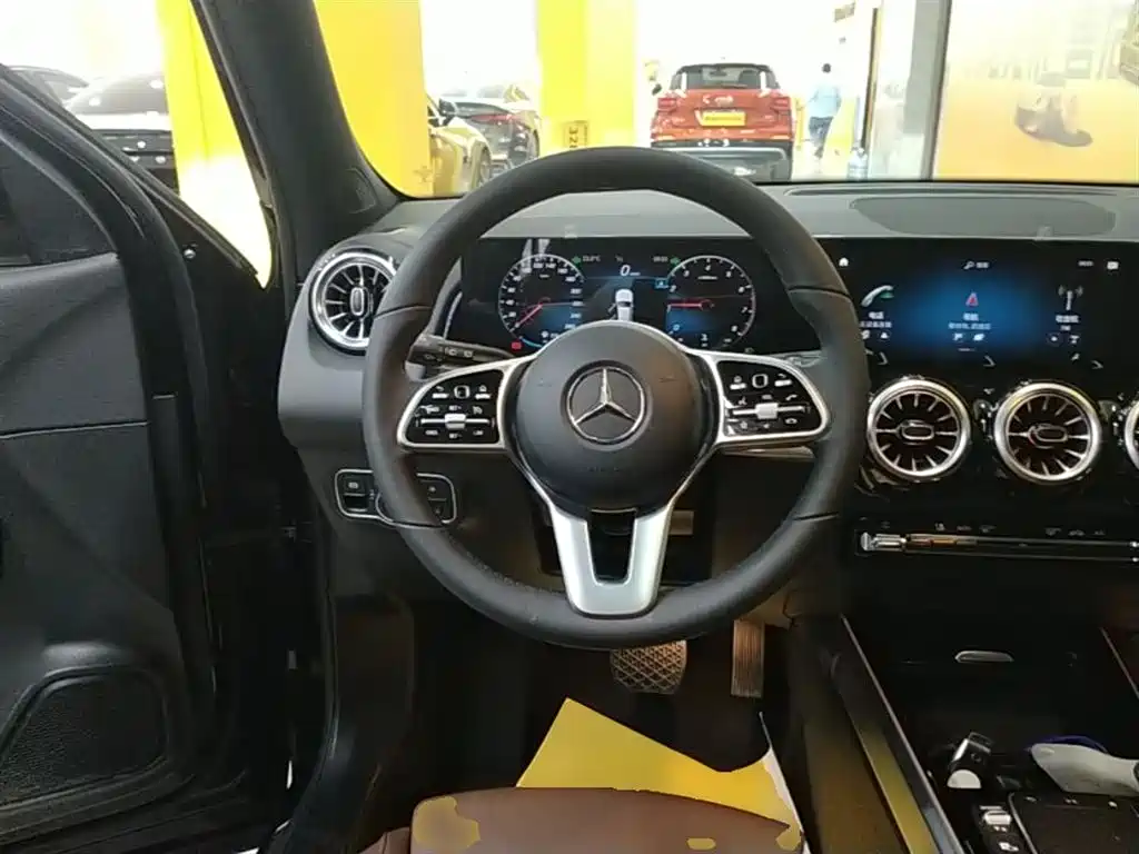 Mercedes-Benz GLB 2022 Facelift GLB 200 Dynamic Style фото 11
