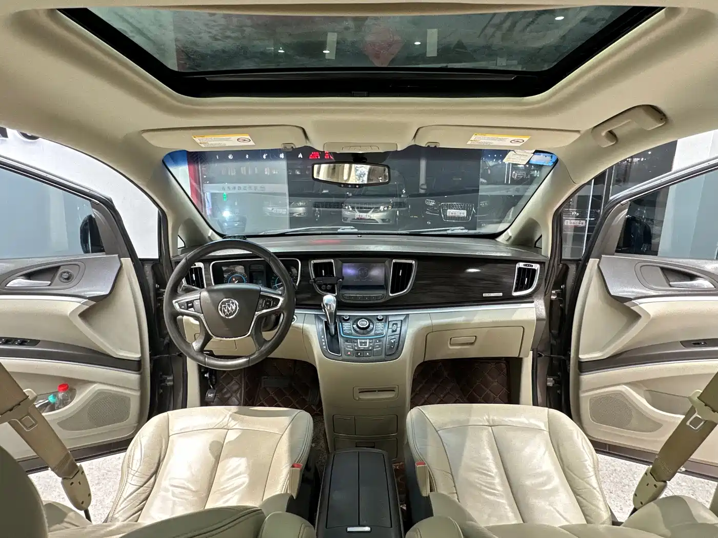 Buick GL8 2013 3.0L XT Luxury Business Flagship Edition фото 13