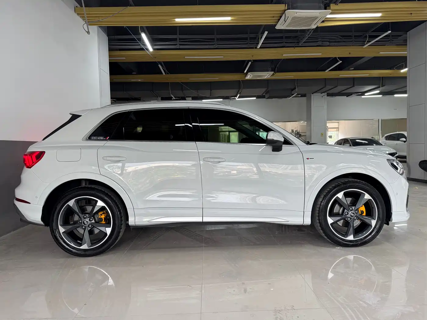 Audi Q3 2023 35 TFSI Fashion Dynamic (1.4T) фото 6