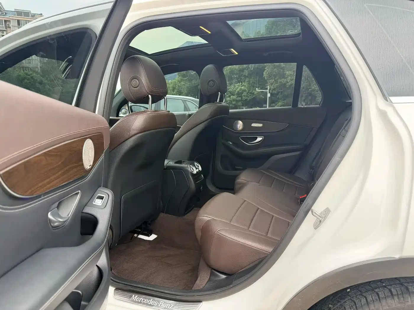 Mercedes-Benz GLC 2020 Facelift GLC 260 L 4MATIC Dynamic фото 5