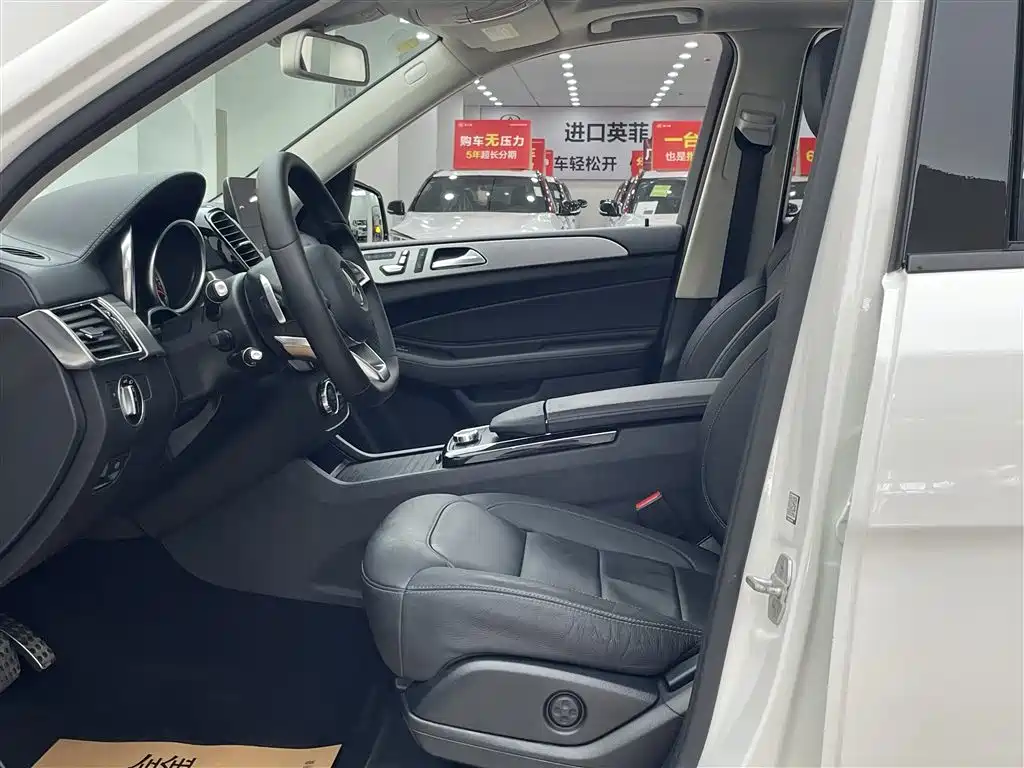 Mercedes-Benz GLE AMG 2017 AMG GLE 43 4MATIC фото 14