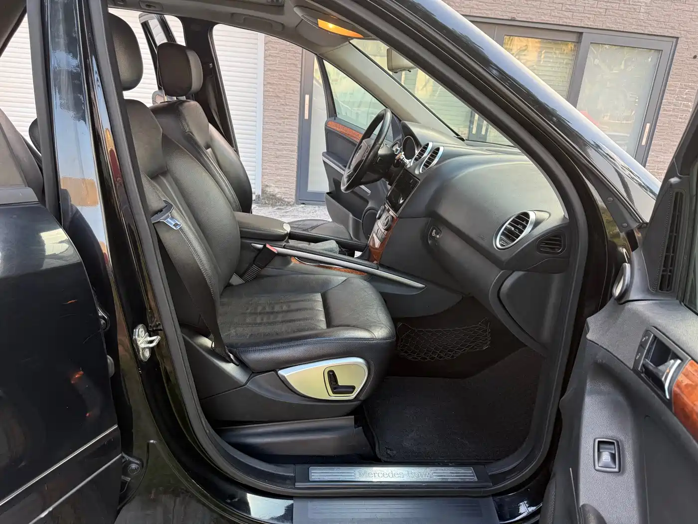 Mercedes-Benz M-Class 2006 Model ML 350 Premium фото 9