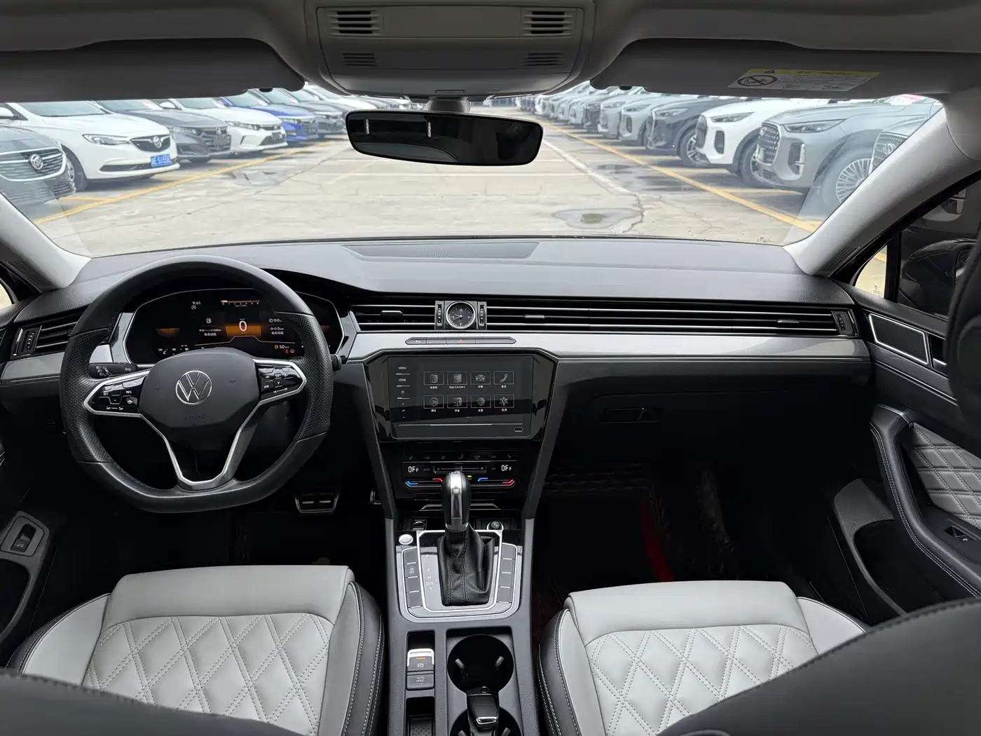 Volkswagen Magotan 2023 2 Million Units Anniversary Edition 330TSI DSG Leading Type фото 13