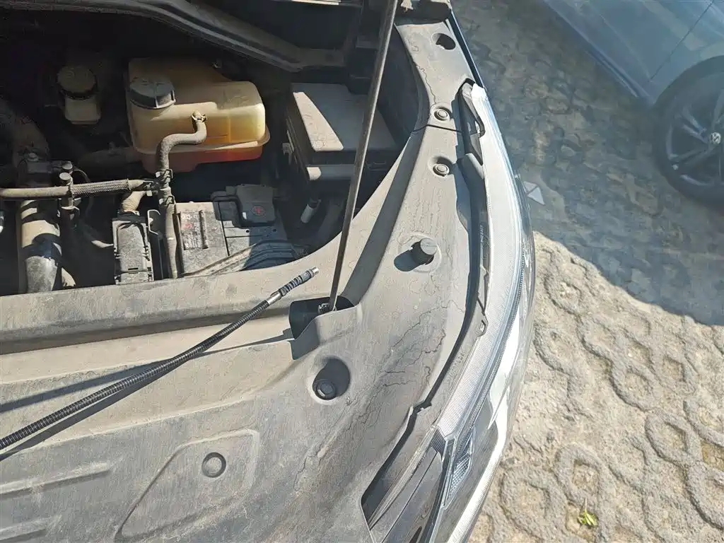 SAIC Maxus Maxus G50 2022 1.5T Automatic Changyou B фото 23