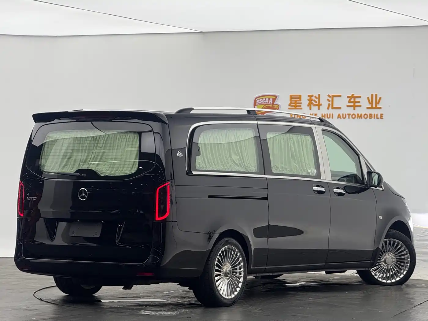 Mercedes-Benz Vito 2021 2.0T Business Edition 7-seater фото 15