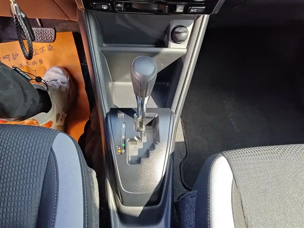 Toyota YARiS L Zhi Xuan 2020 Zhi Xuan X 1.5L CVT Leading фото 14