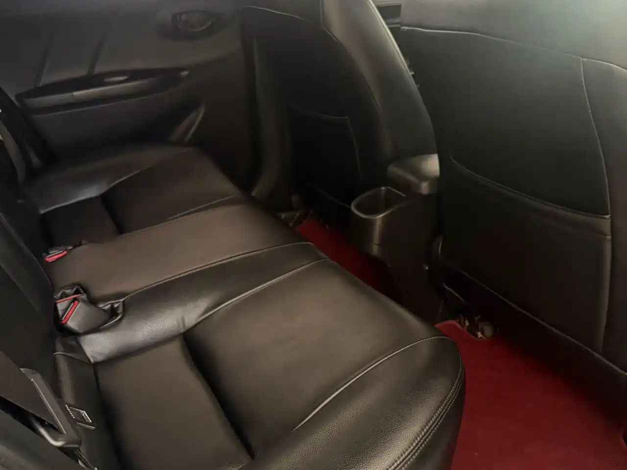 Toyota YARiS L Zhi Xuan 2022 1.5L CVT Leading PLUS Edition фото 14