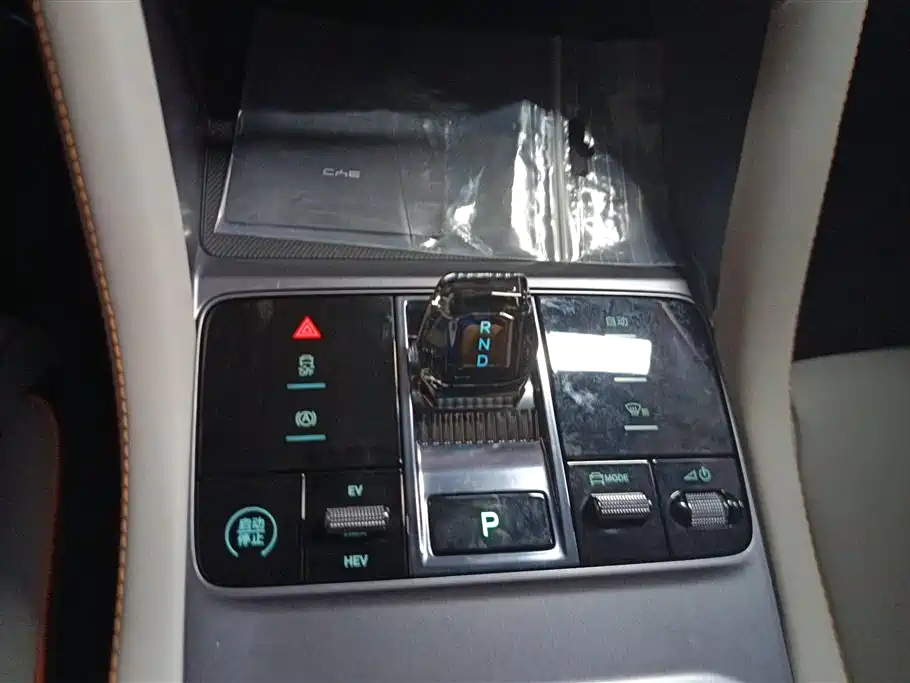 BYD Song PLUS PHEV 2023 Champion Edition DM-i 110KM Flagship PLUS фото 16