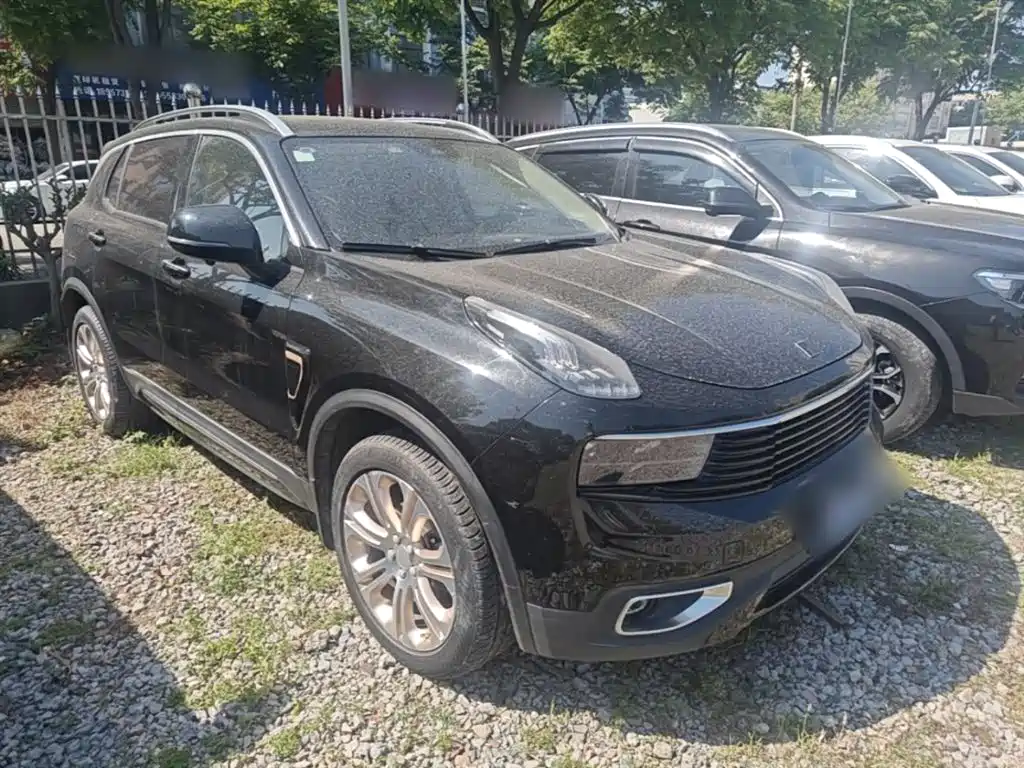 Lynk & Co 01 2017 2.0T 2WD Pro Version фото 4