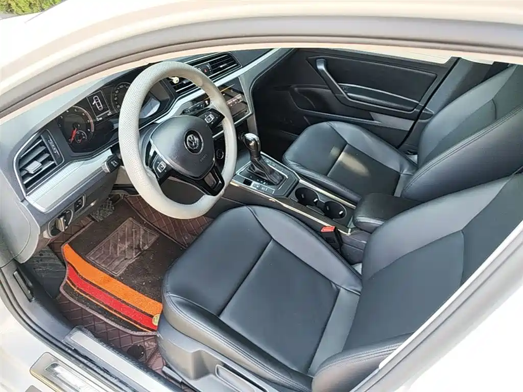 Volkswagen Lamando 2021 230TSI DSG Fashion Edition фото 16