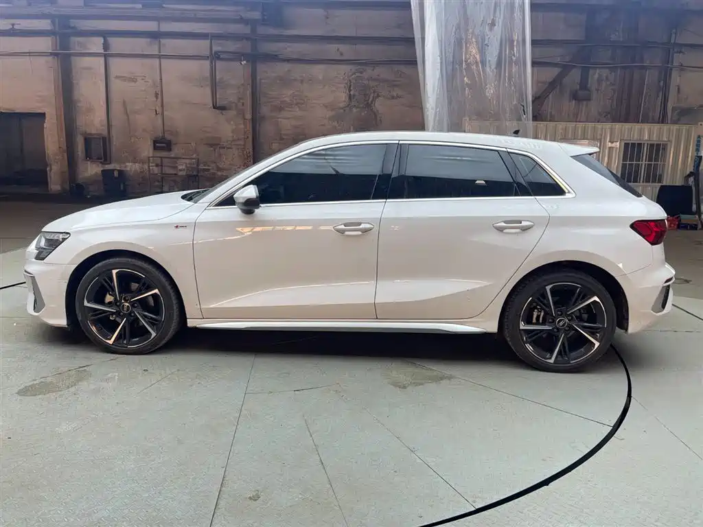 Audi A3 2022 Sportback 35 TFSI Style Sport фото 8