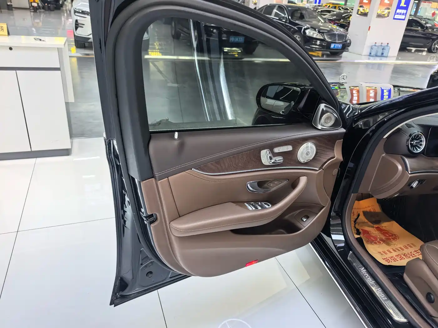 Mercedes-Benz E-Class 2023 Facelift E 300 L Fashion фото 6