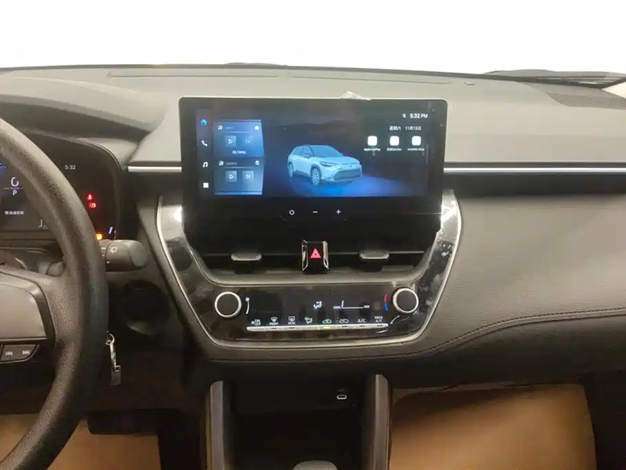 Toyota Frontlander 2023 2.0L CVT Elite Edition фото 13