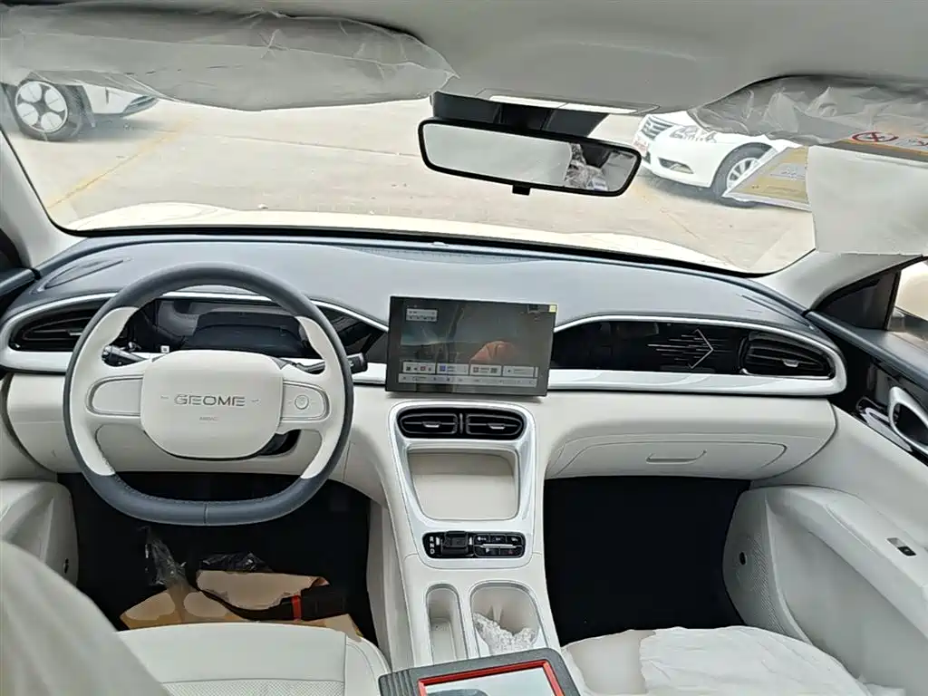 Geely Galaxy Starry Wish 2026 Edition 310km Youth Version фото 10