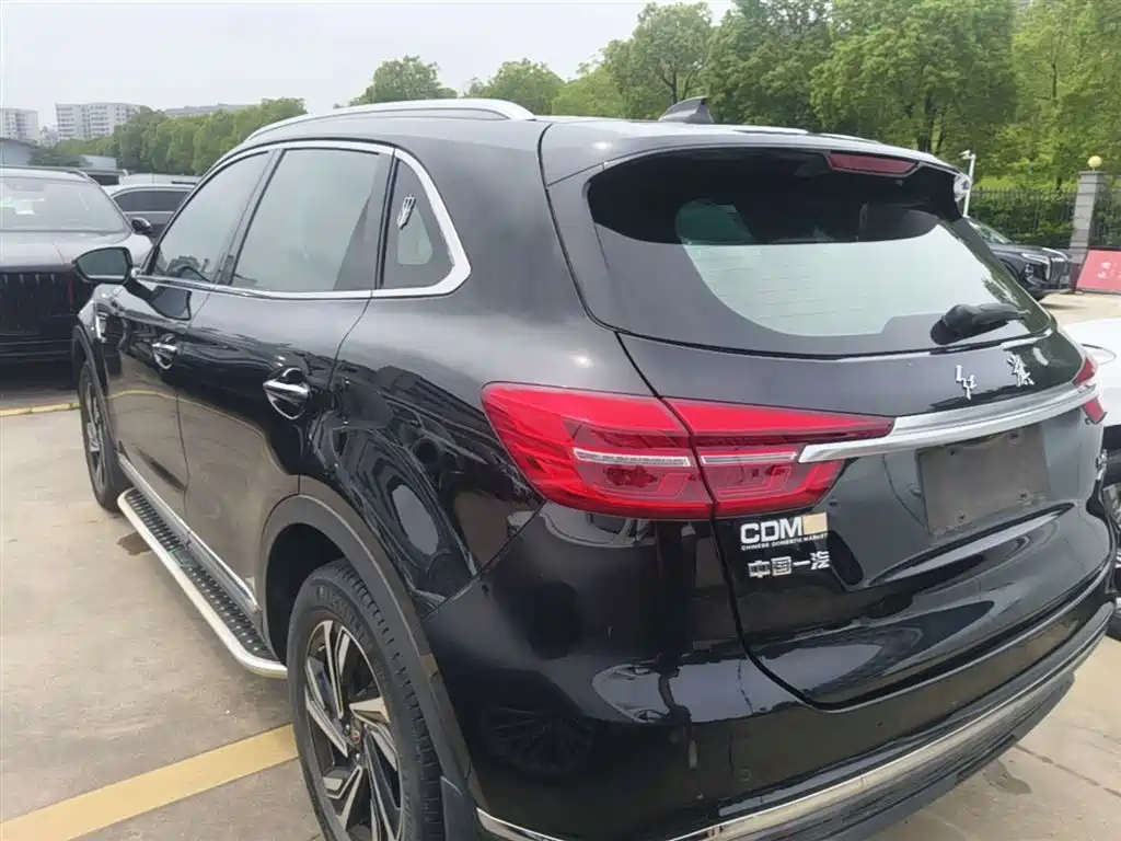 Hongqi HS5 2022 Facelift 2.0T Smart Flag Enjoyment Edition фото 5