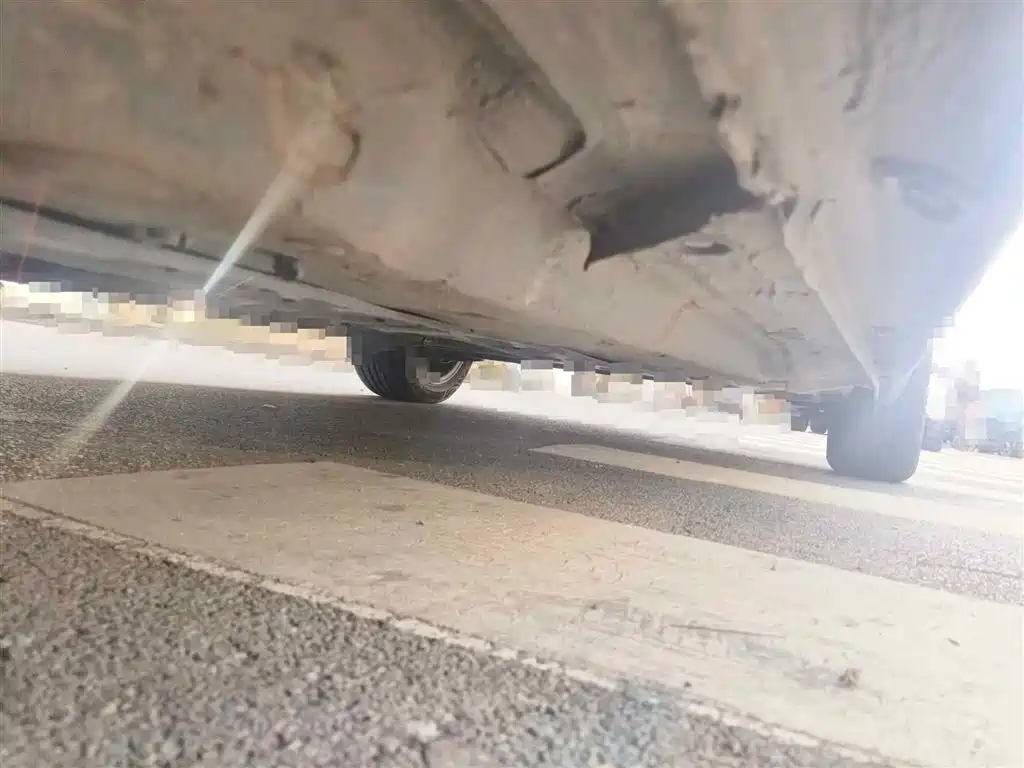 Volkswagen Passat 2010 2007 2.0L Manual Base