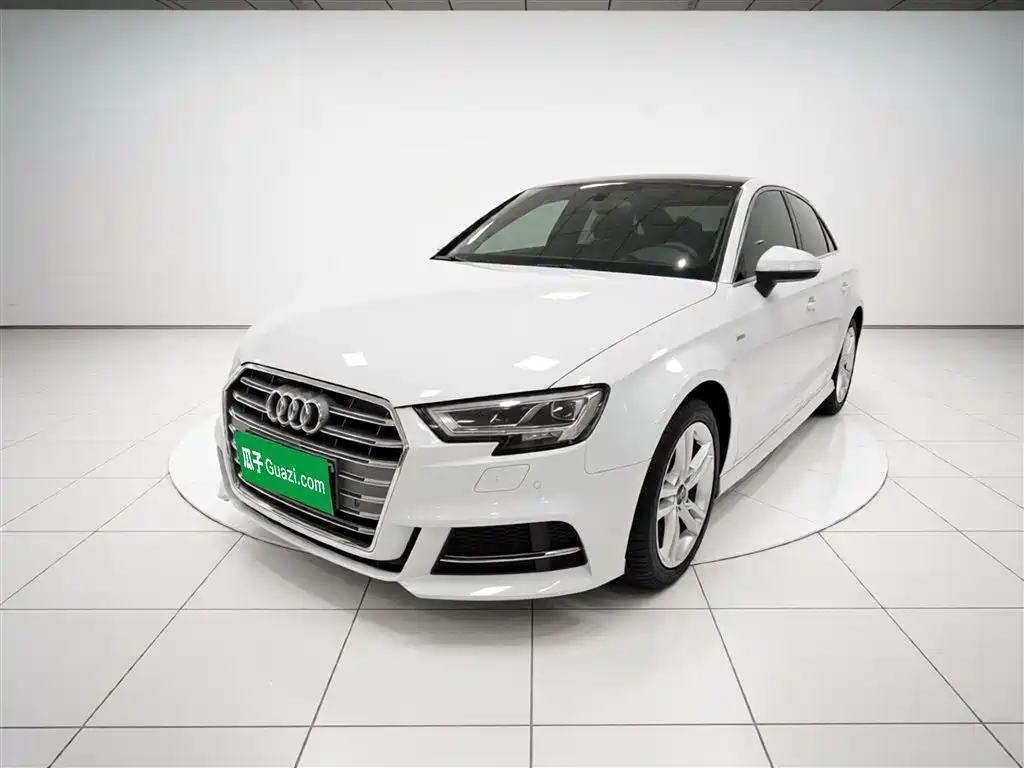 Audi A3 2020 Limousine 35 TFSI Fashion China VI фото 2