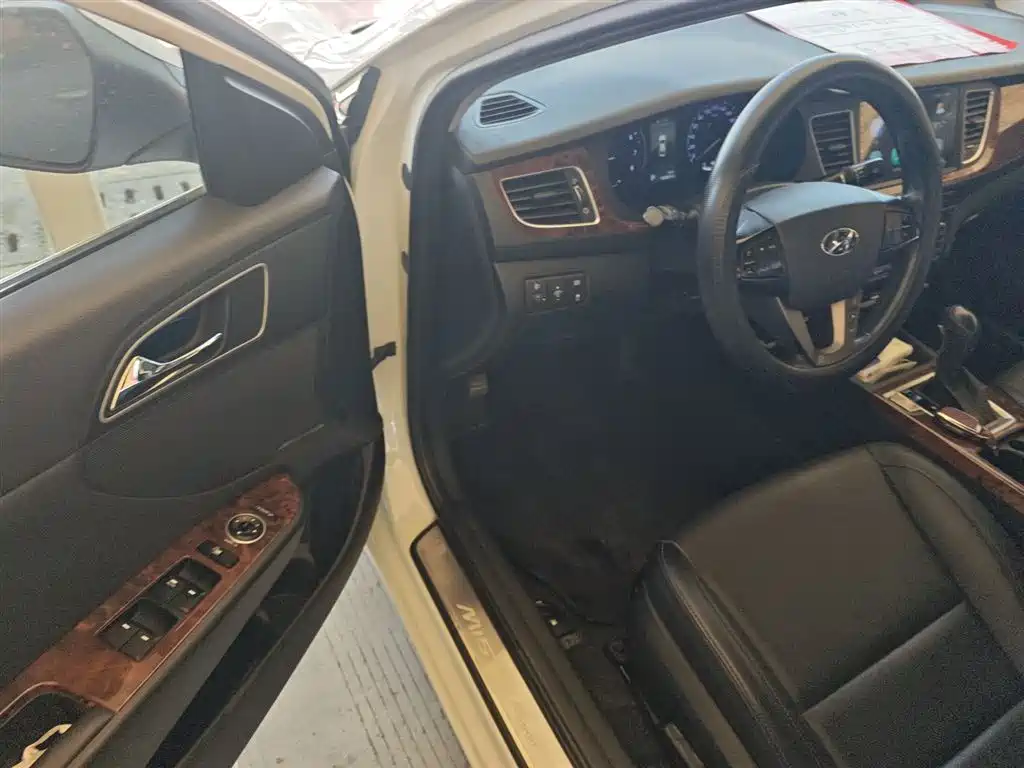 Hyundai Mistra 2014 1.8L Auto Premium DLX фото 12