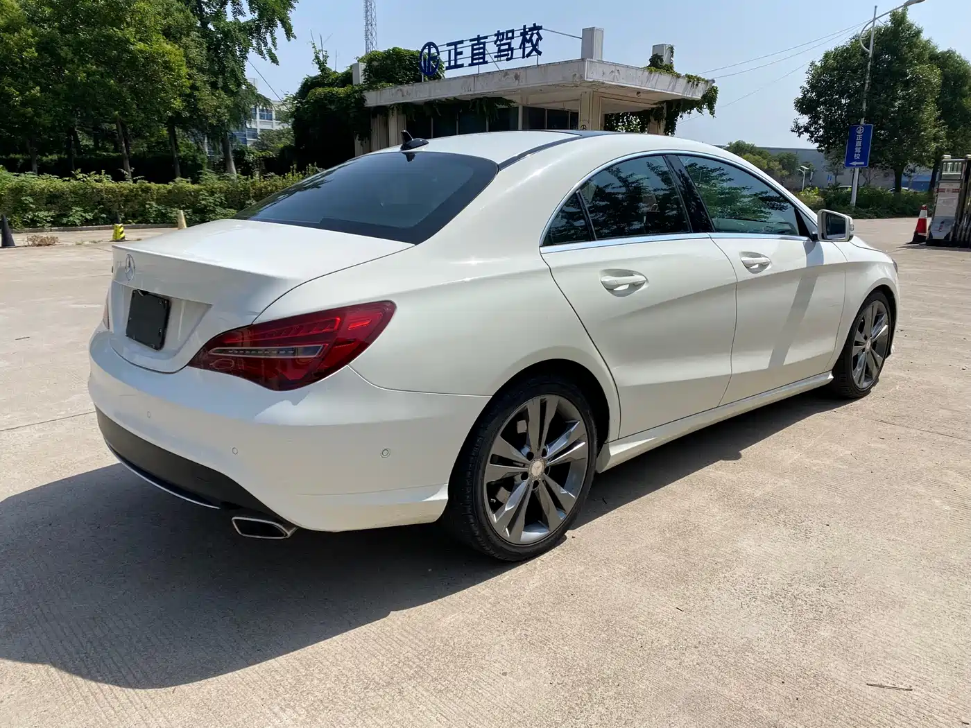 Mercedes-Benz CLA (Import) 2016 CLA 200 Sport фото 19