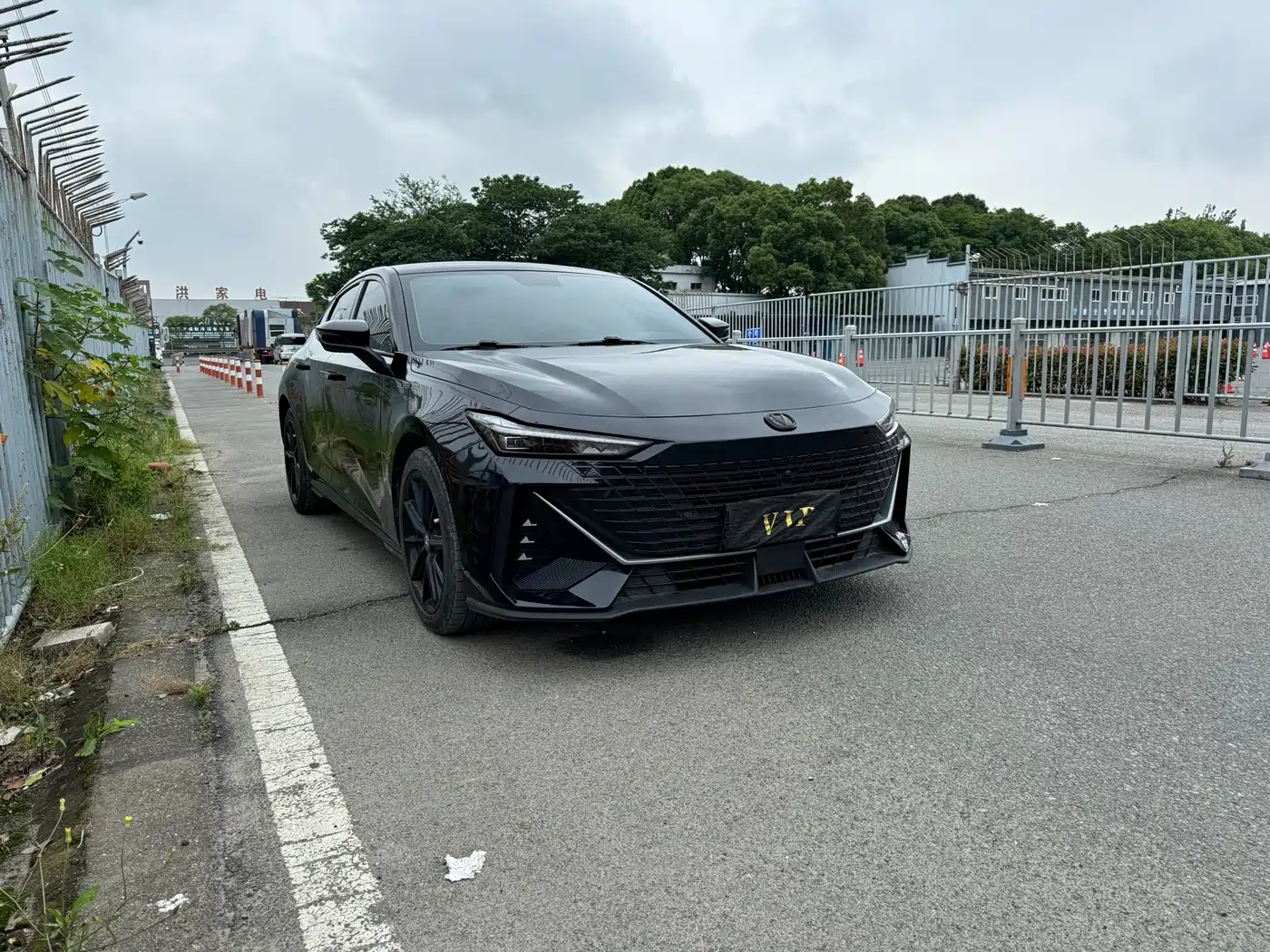 CHANGAN UNI-V