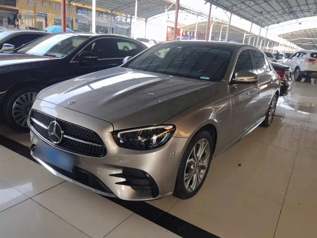 Mercedes-Benz E-Class 2021 E 300 L Sport Fashion фото 2