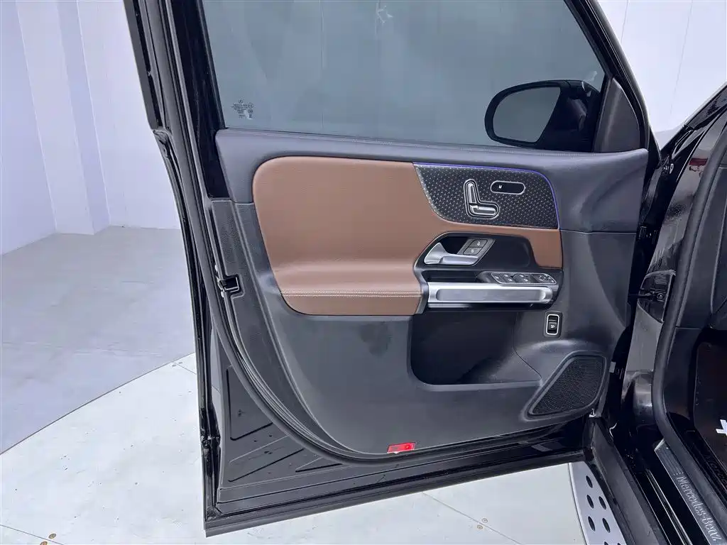 Mercedes-Benz GLB 2024 Facelift GLB 220 Style фото 17