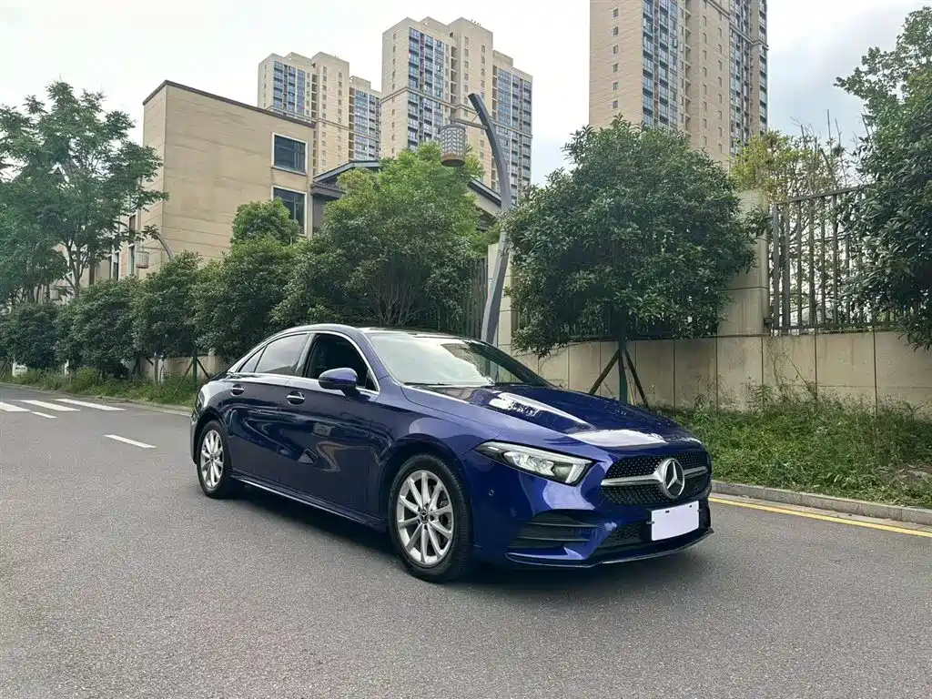 Mercedes-Benz A-Class 2020 Facelift A 200 L Sport Sedan Fashion фото 4
