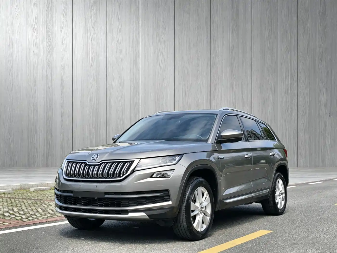 Škoda Kodiaq 2018 Facelift TSI330 5-seat 2WD Premium Luxury Edition