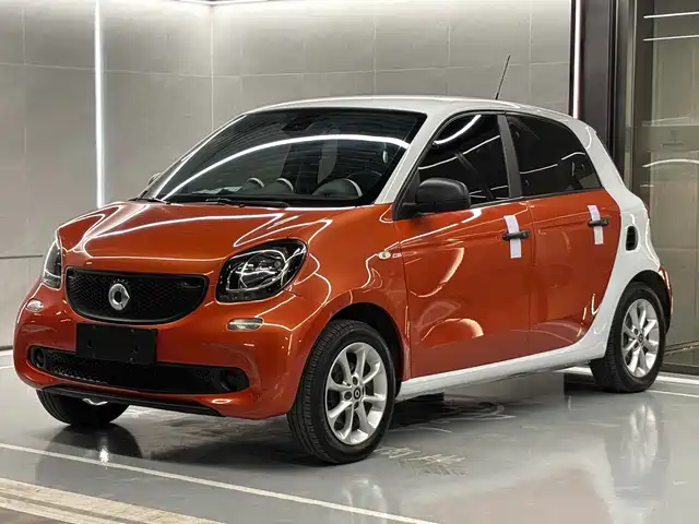 SMART FORFOUR