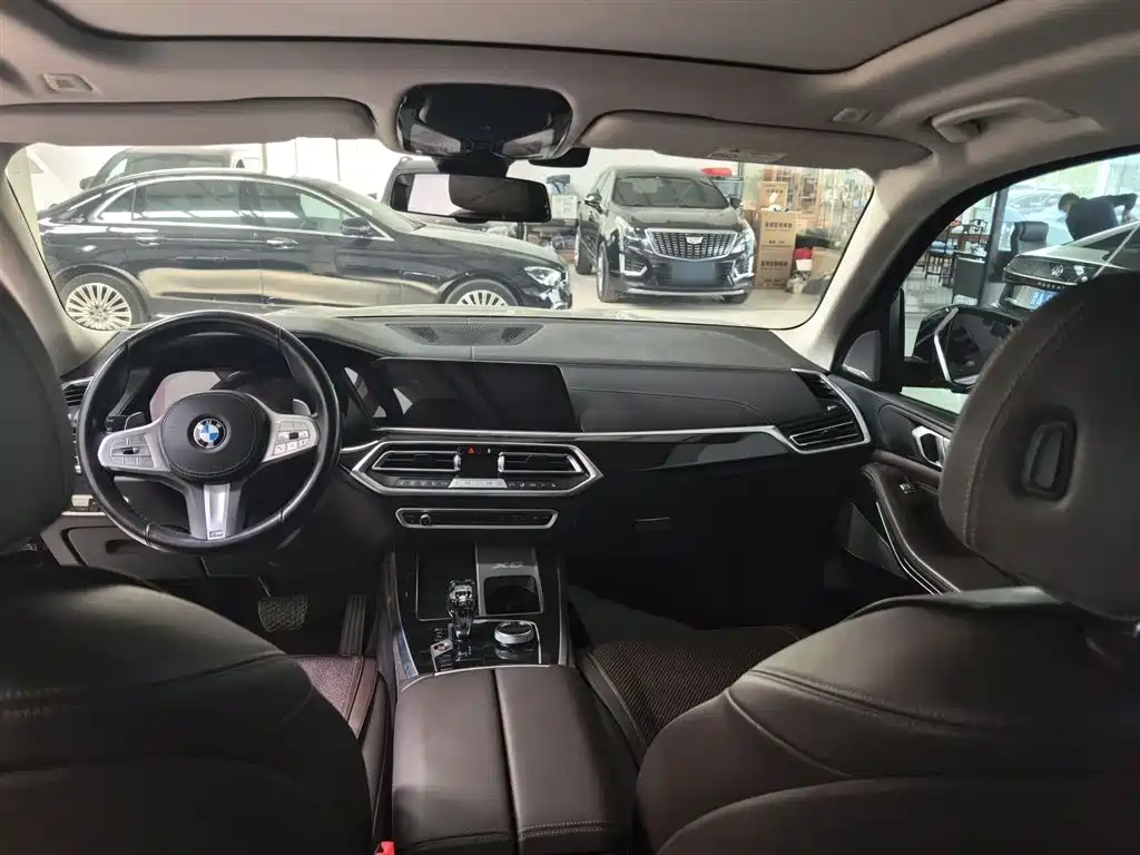 BMW X5 2022 xDrive 30Li Premium M Sport Package фото 12