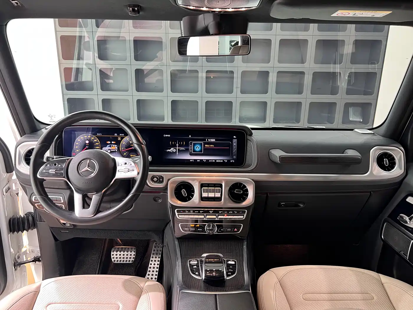 Mercedes-Benz G-Class 2019 G 500 фото 26