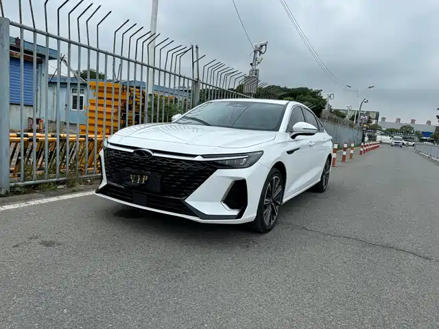chery arrizo-8