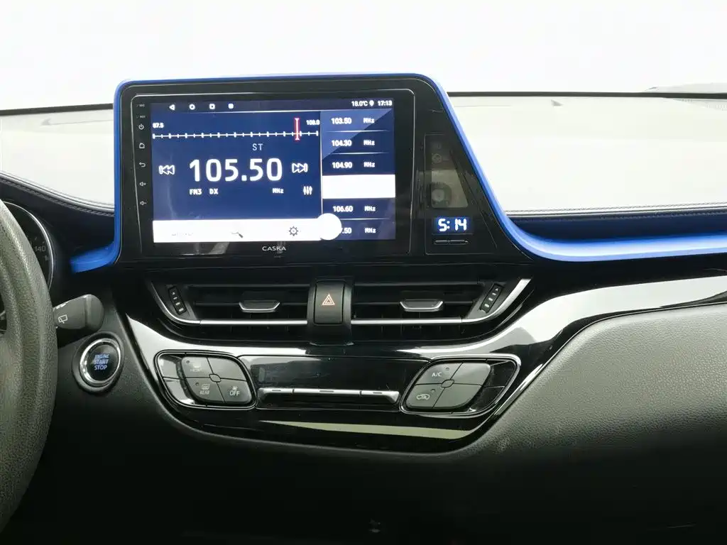 Toyota IZOA 2020 2.0L Yi Xiang Edition фото 12