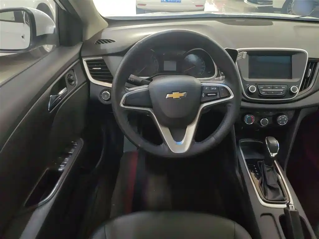 Chevrolet Cavalier 2019 320 Automatic Joy Edition фото 7