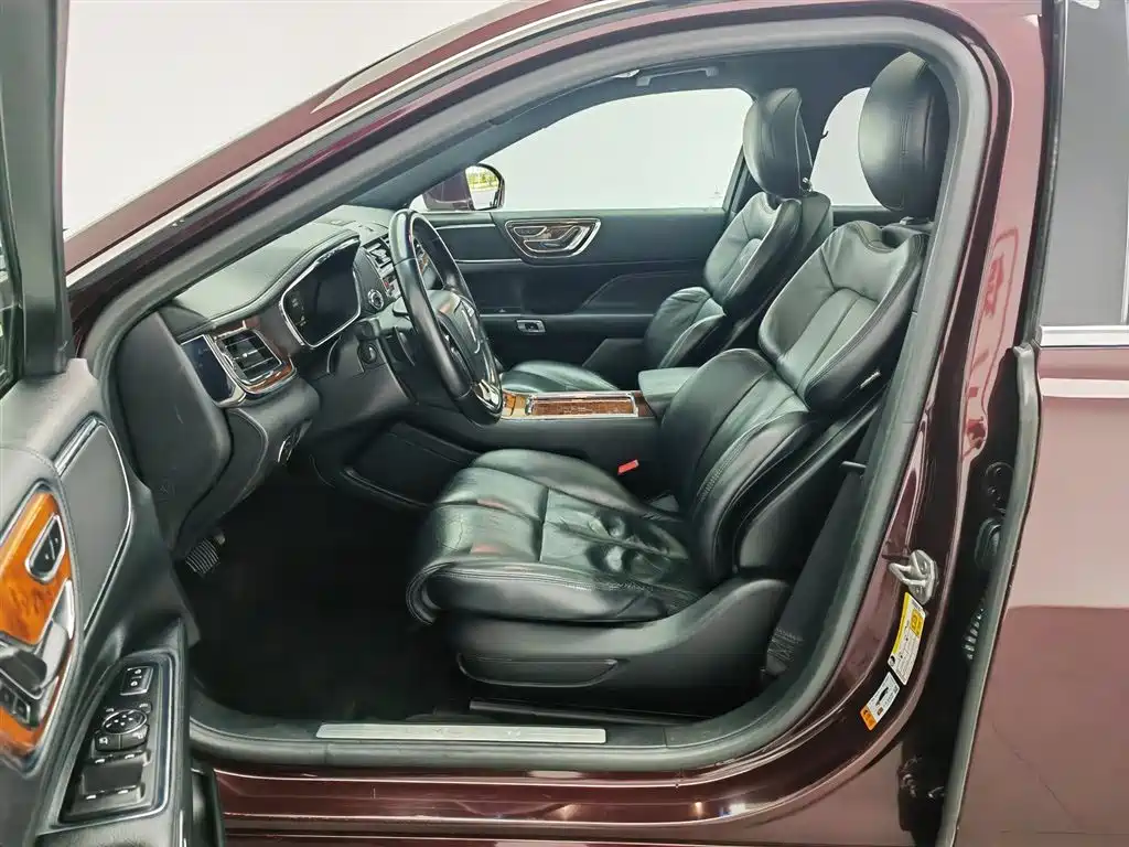 Lincoln Continental 2017 2.0T 2WD Premium Edition фото 10