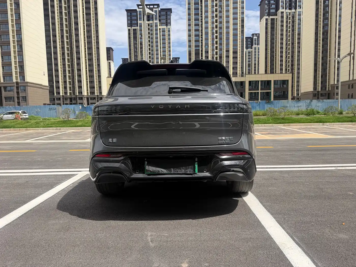 Voyah Auto VOYAH FREE 2025 318 259km 4WD Explorer Edition фото 6